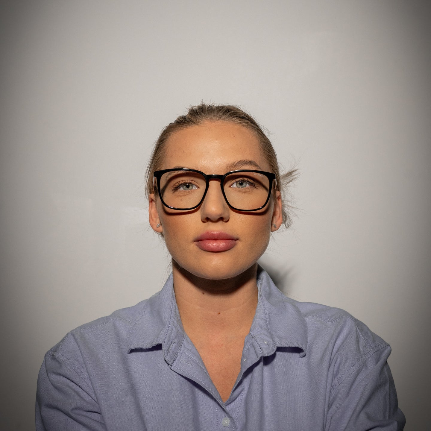 Atlas - fényes fekete (Szemnyugtató)